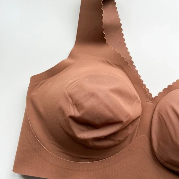 Evelyn & Bobbie The Evelyn Bra Medium Brown Seamless Wireless Stretch - Picture 3 of 7